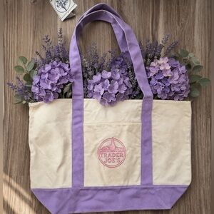 Trader Joe’s Large Tote Bag